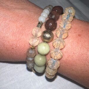 Chic Ermish Bracelet Set with Green, Gold and Cream Accents